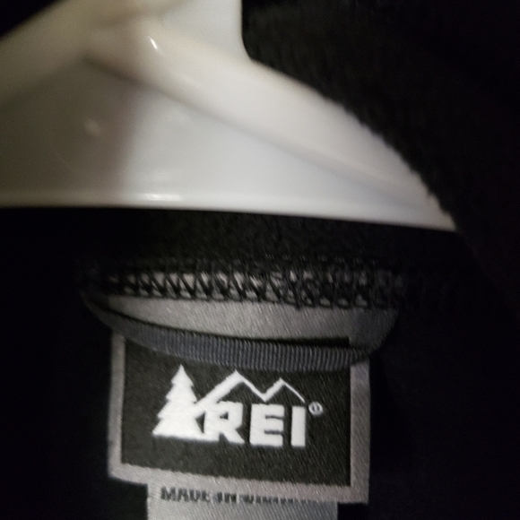 REI WOMEN’S FULL ZIP VEST SIZE XS BLACK‎ - Picture 7 of 9